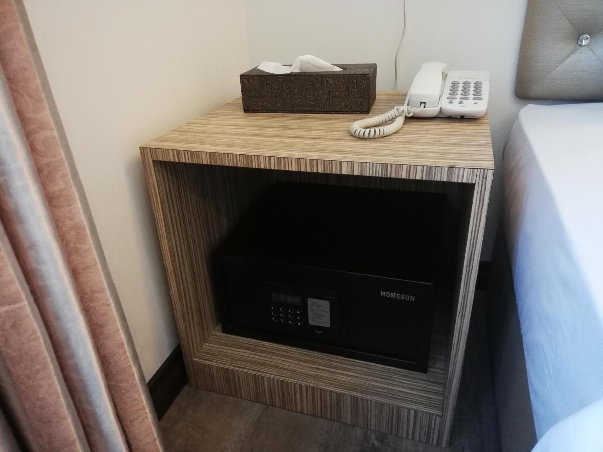 Ease Hotel Кота Кинабалу Екстериор снимка