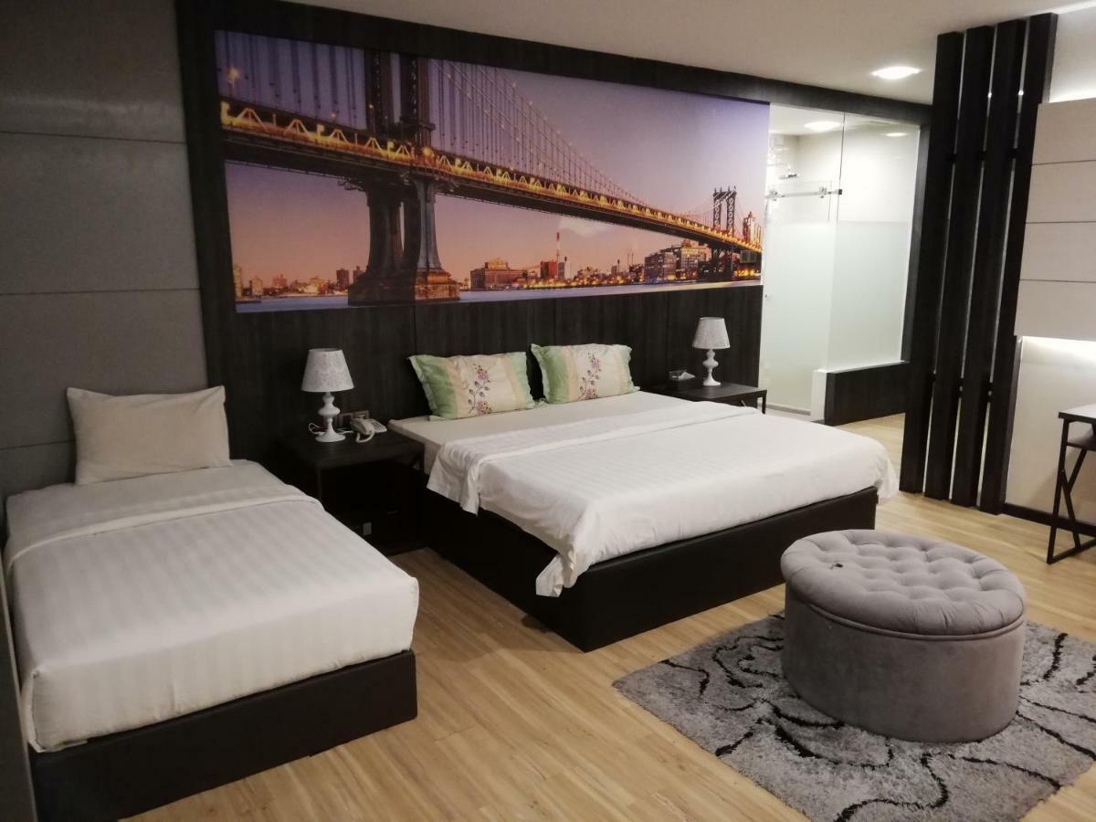 Ease Hotel Кота Кинабалу Екстериор снимка